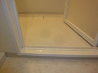 浴槽も洗い場も広げて快適に 浴槽も洗い場も広げて快適に